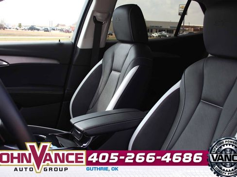 Used 2025 Buick Envision Sport Touring image 25