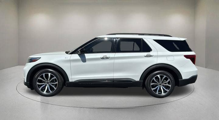 Certified 2022 Ford Explorer ST-Line w/ Class IV Trailer Tow Package RWD image 5