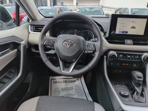 Certified 2023 Toyota RAV4 XLE w/ Convenience Package AWD/4WD image 13