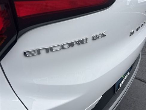 Certified 2024 Buick Encore GX Preferred w/ Comfort Package FWD image 30