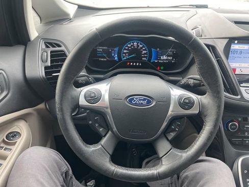 Certified 2018 Ford C-MAX Titanium w/ Equipment Group 301A image 28