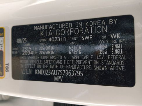 Used 2025 Kia Soul LX w/ LX Technology Package image 33