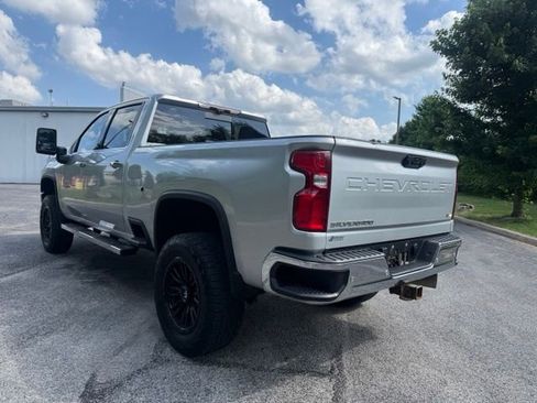 Used 2021 Chevrolet Silverado 2500 LTZ w/ LTZ Premium Package AWD/4WD image 5