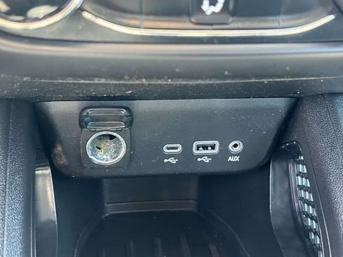 Certified 2023 Chevrolet TrailBlazer LS FWD image 26