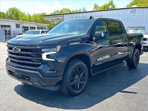 Certified 2024 Chevrolet Silverado 1500 High Country w/ Midnight Edition AWD/4WD image 5