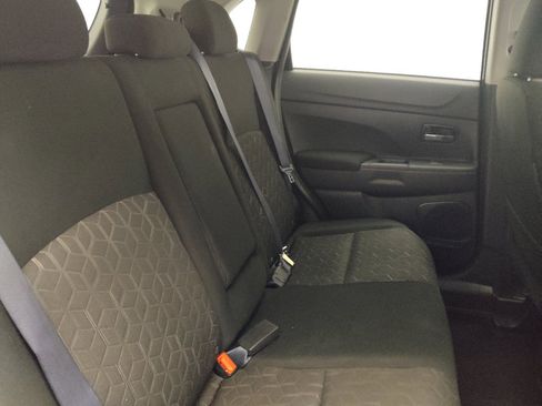 Used 2023 Mitsubishi Outlander Sport AWD image 19