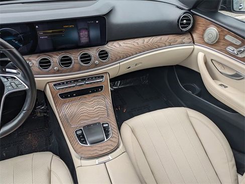 Used 2023 Mercedes-Benz E 350 Sedan image 13