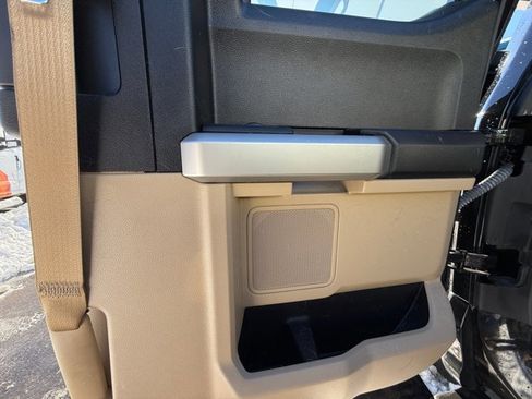 Used 2016 Ford F150 Lariat w/ Equipment Group 502A Luxury image 30