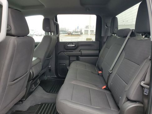 Used 2024 Chevrolet Silverado 2500 Custom w/ Custom Value Package image 27