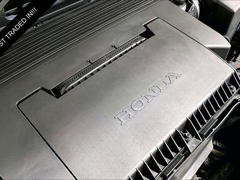 Used 2023 Honda Pilot TrailSport image 34