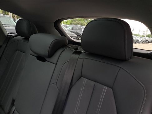 New 2025 Audi Q5 Premium Plus image 27