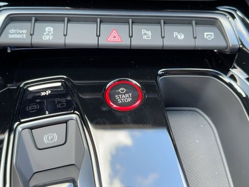 New 2025 Audi RS e-tron GT performance image 18