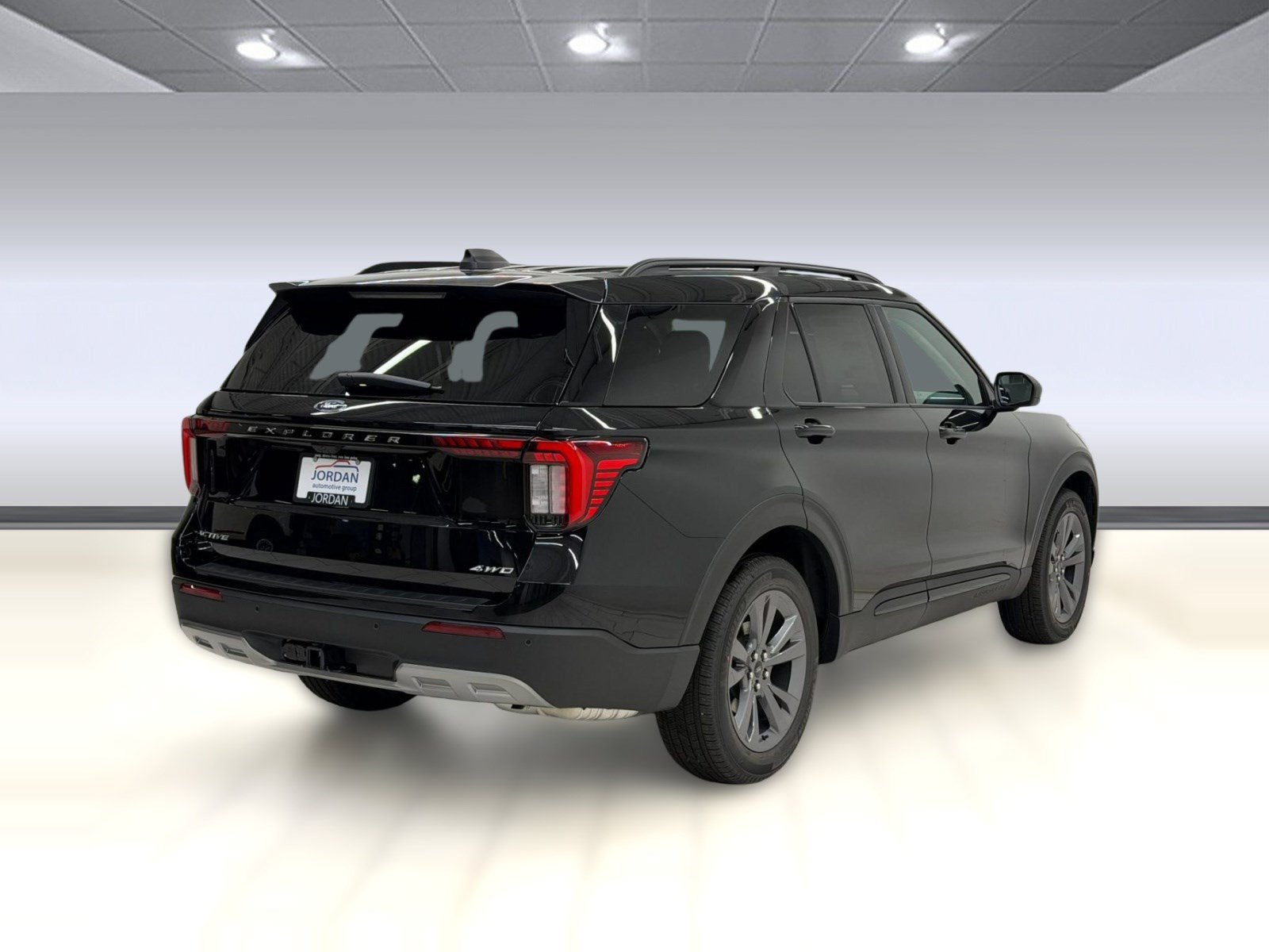 New 2026 Ford Explorer Active w/ Active Comfort Package AWD/4WD image 7