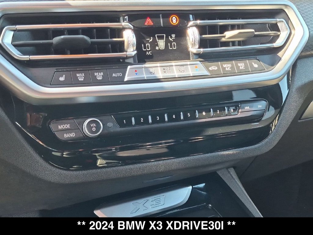 Used 2024 BMW X3 xDrive30i AWD/4WD image 25