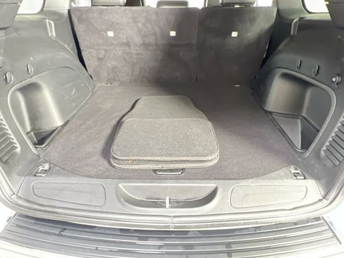 Used 2021 Jeep Grand Cherokee Limited image 26