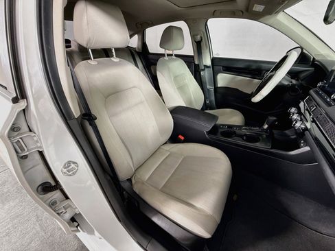 Certified 2022 Honda Civic EX image 35