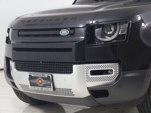 Used 2022 Land Rover Defender 110 SE image 54