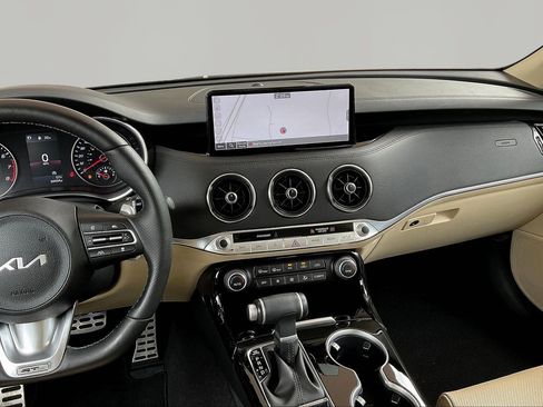 Used 2023 Kia Stinger GT-Line w/ Sun & Sound Package AWD/4WD image 9