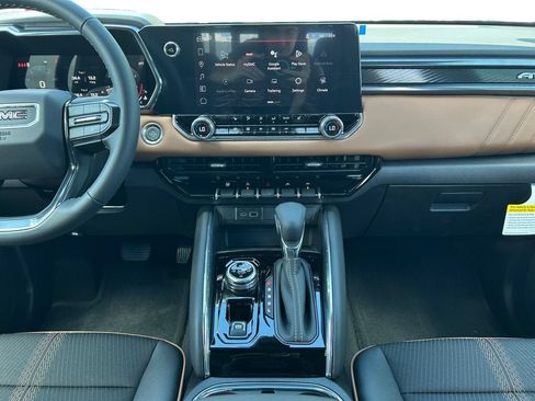 New 2026 GMC Canyon AT4 AWD/4WD image 12