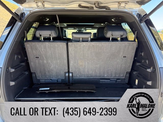 Used 2024 Toyota Sequoia Platinum AWD/4WD image 35
