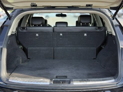 Used 2017 INFINITI QX70 AWD image 29