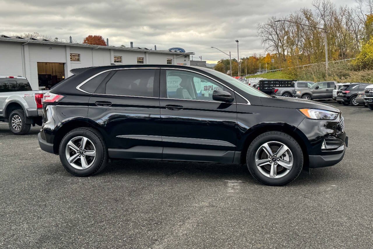 Used 2023 Ford Edge SEL w/ Convenience Package AWD/4WD image 2