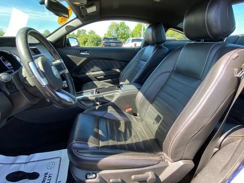 Used 2012 Ford Mustang Premium RWD image 6