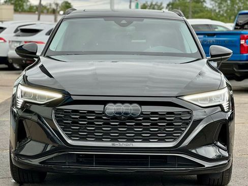 Used 2024 Audi Q8 e-tron Premium AWD/4WD image 6