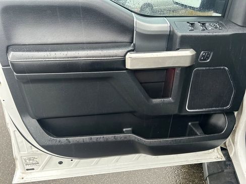 Used 2015 Ford F150 Lariat w/ Equipment Group 502A Luxury image 16