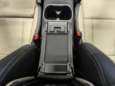 Used 2025 Subaru Outback Limited XT image 20