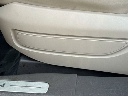 Used 2022 Lincoln Corsair Reserve w/ Equipment Group 201A image 26