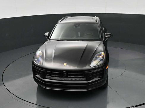 New 2026 Porsche Macan AWD/4WD image 37