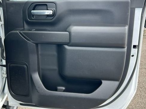 Used 2022 GMC Sierra 3500 Pro w/ Fleet Convenience Package image 12