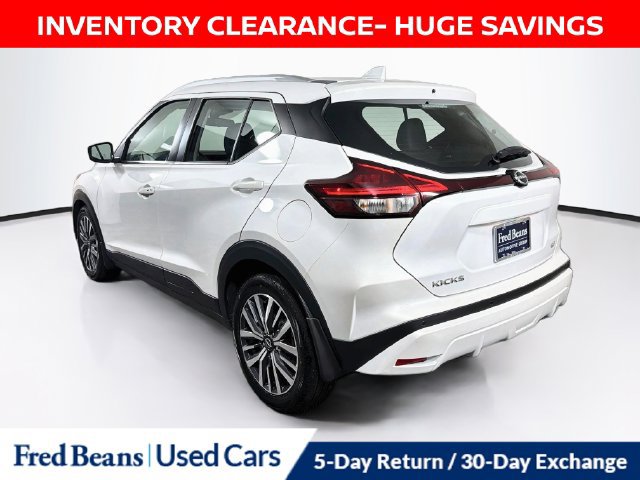Certified 2023 Nissan Kicks SV FWD image 7