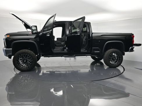 Used 2023 Chevrolet Silverado 2500 LTZ AWD/4WD image 48