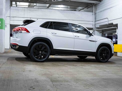 Used 2026 Volkswagen Atlas Cross Sport SE AWD/4WD image 7
