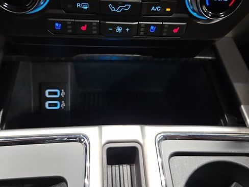 Certified 2018 Ford F150 Platinum w/ Equipment Group 701A Luxury AWD/4WD image 19
