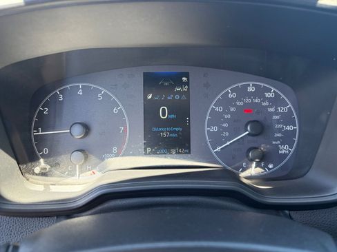 Used 2025 Toyota Corolla LE FWD image 15