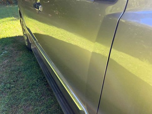 Used 2004 INFINITI QX56 4WD w/ Smart Vision Pkg image 8