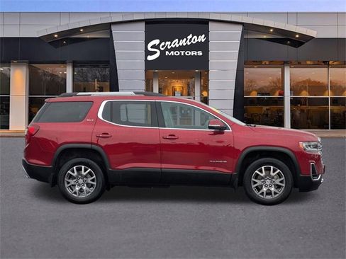 Used 2020 GMC Acadia SLT w/ LPO, Floor Liner Package image 6