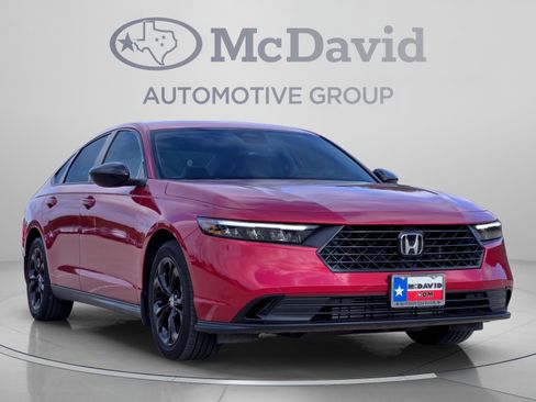 Used 2025 Honda Accord SE image 8