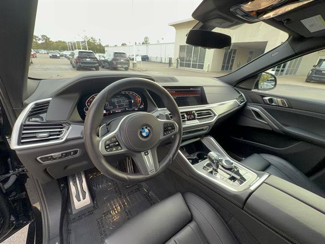 Used 2022 BMW X6 xDrive40i w/ M Sport Package AWD/4WD image 12