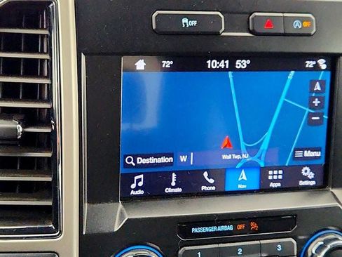 Used 2019 Ford F150 Lariat image 19