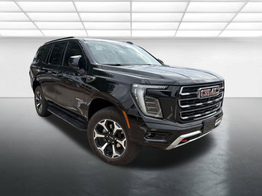 Used 2025 GMC Yukon AT4 AWD/4WD image 1