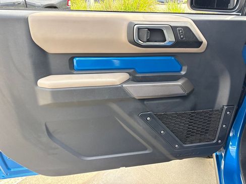 Used 2023 Ford Bronco Wildtrak AWD/4WD image 16