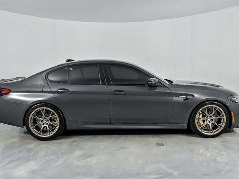 Used 2022 BMW M5 CS image 14