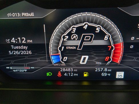 Used 2021 Lamborghini Urus AWD/4WD image 22