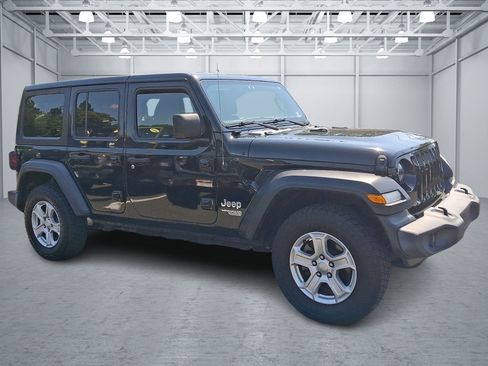 Used 2019 Jeep Wrangler Unlimited Sport S AWD/4WD image 7