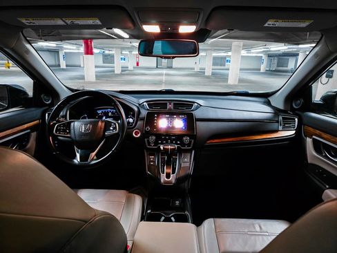 Certified 2018 Honda CR-V EX-L image 3