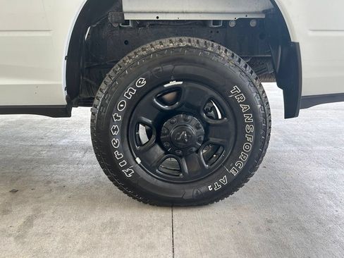Used 2025 RAM 3500 Tradesman w/ Bed Convenience Group AWD/4WD image 16